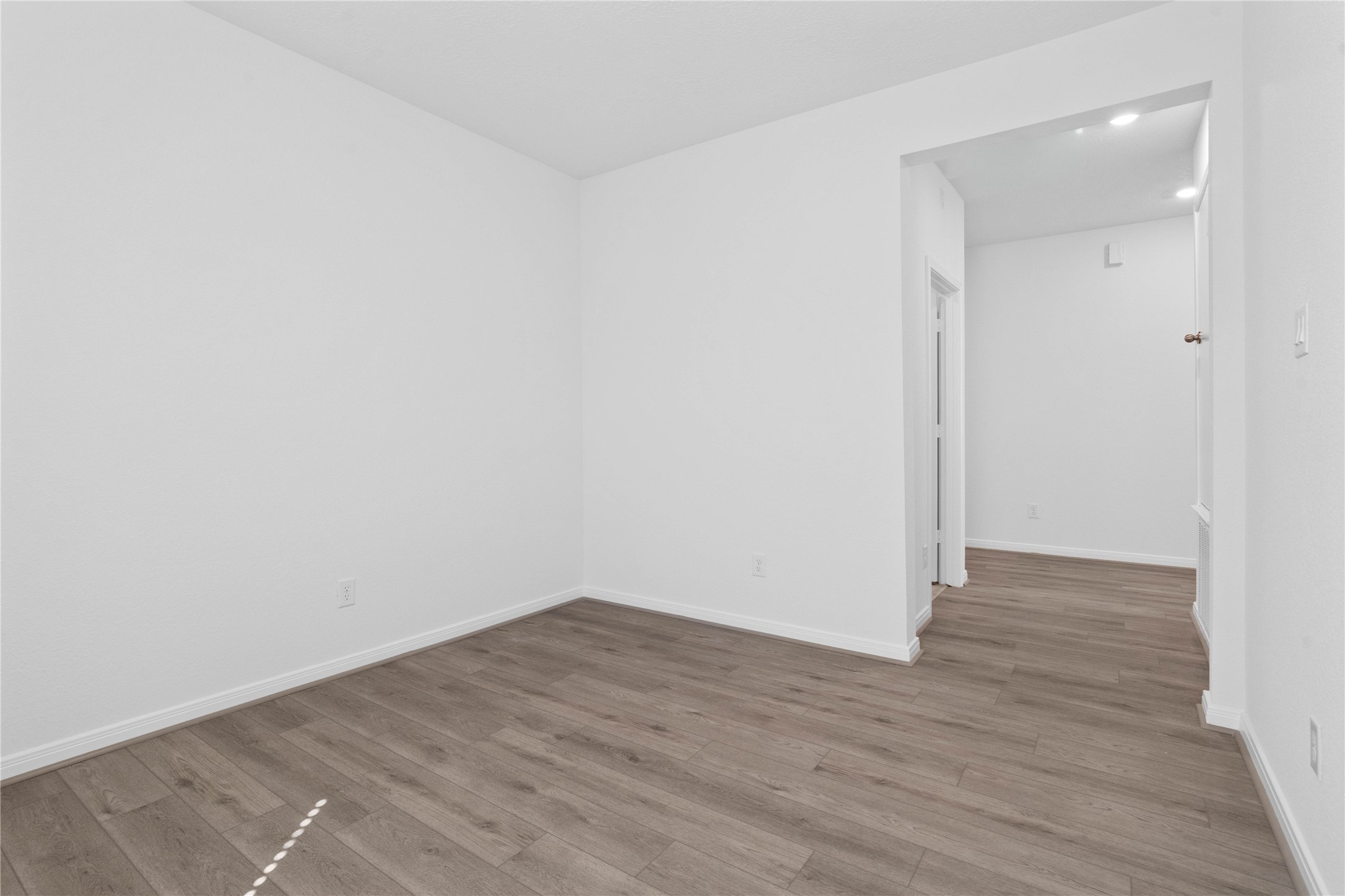 7806 Mica Valley Lane Property Photo 9