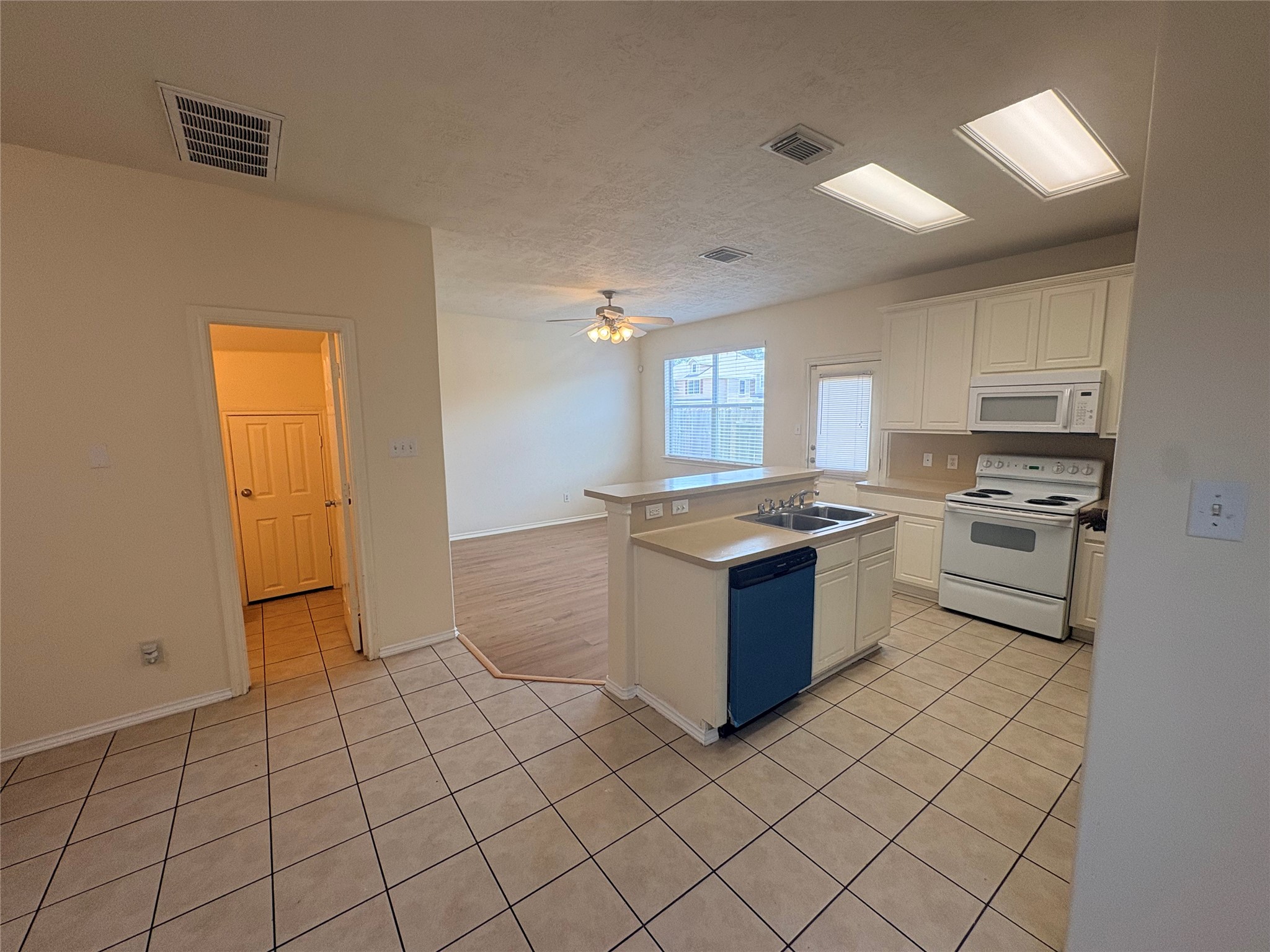 14403 Fairbuff Lane Property Photo 6