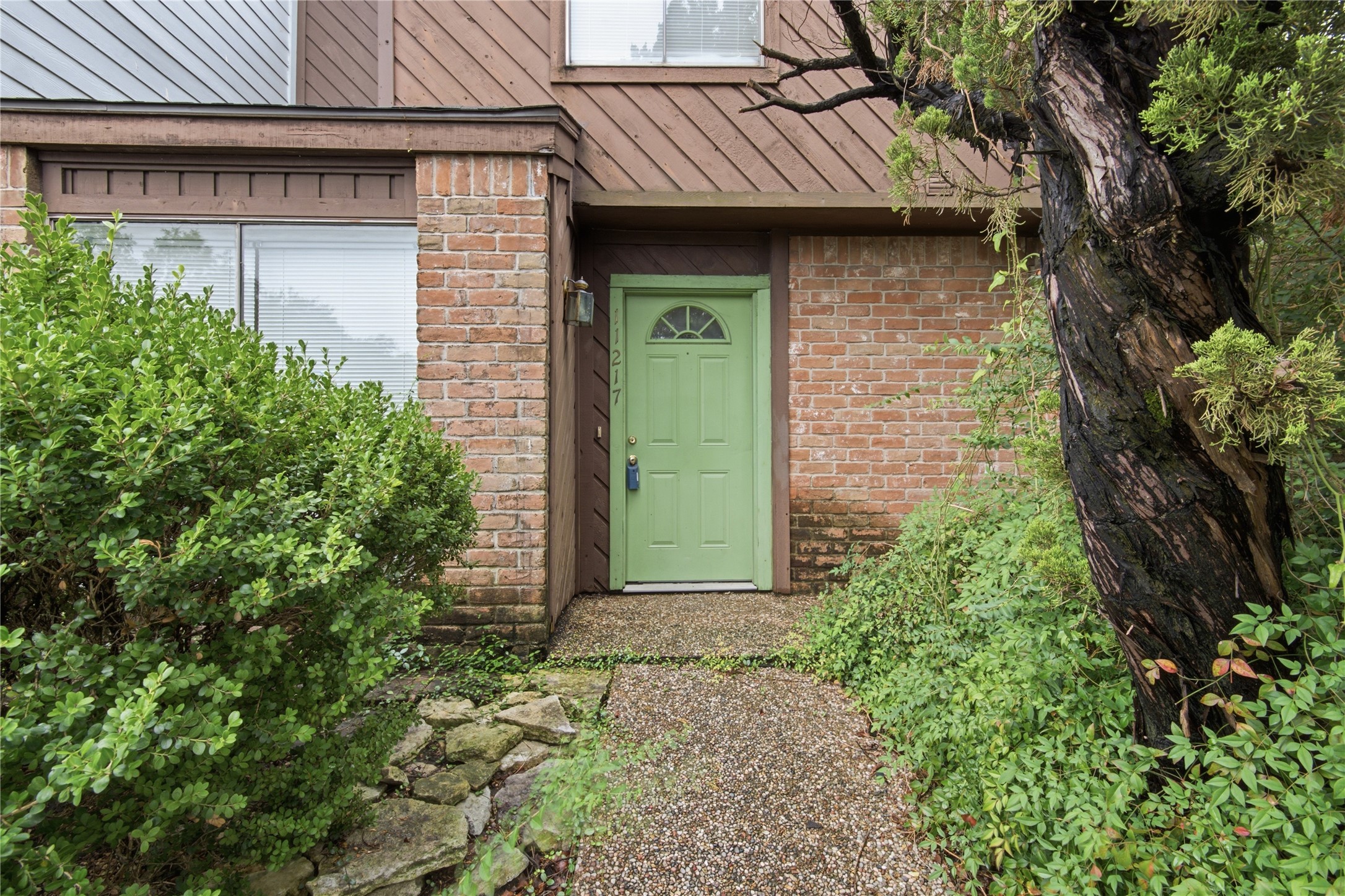 11217 Briar Forest Drive Property Photo 1