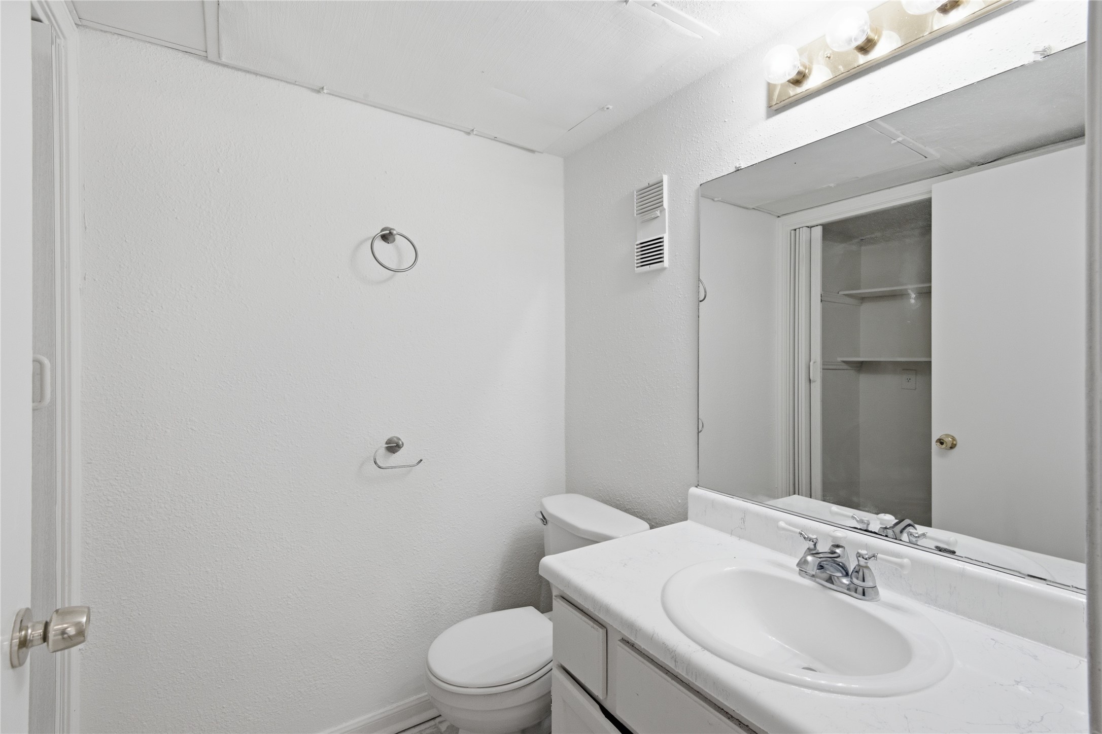 11217 Briar Forest Drive Property Photo 18
