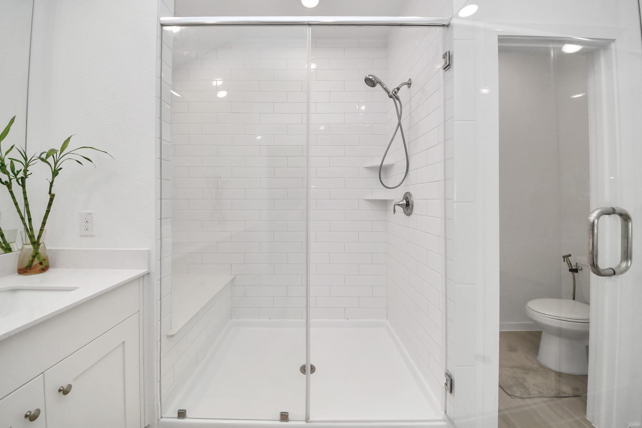2418 Phantom Quartz Drive Property Photo 6