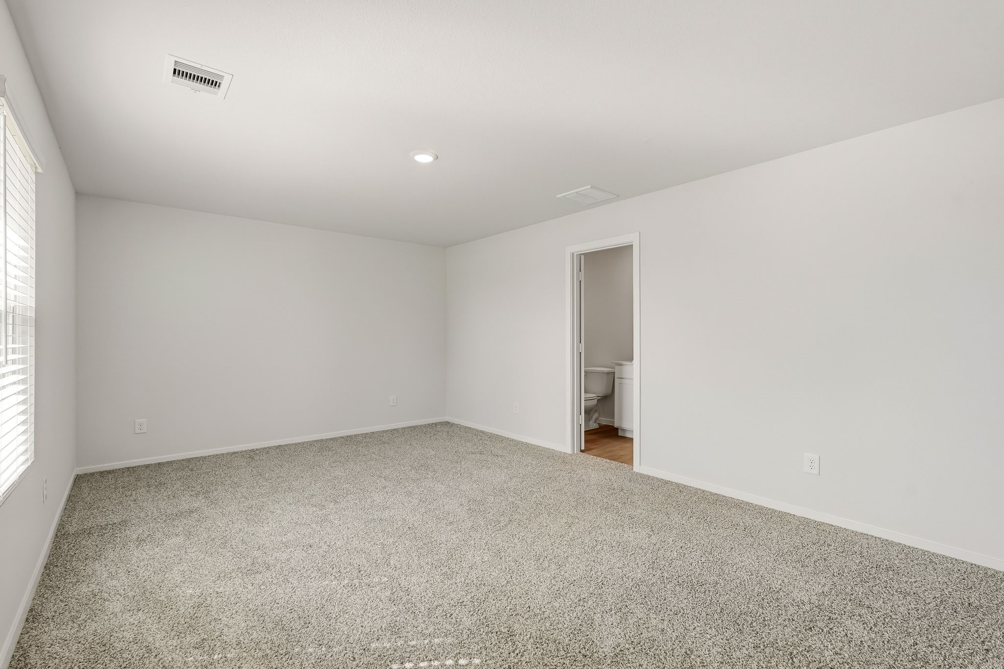 3044 Sunhill Drive Property Photo 11