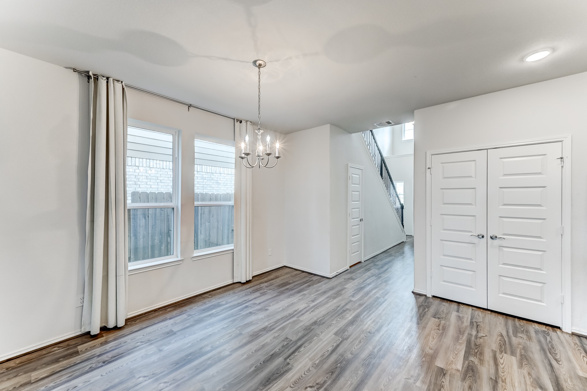 7458 Sunlit Harbor Drive Property Photo 10