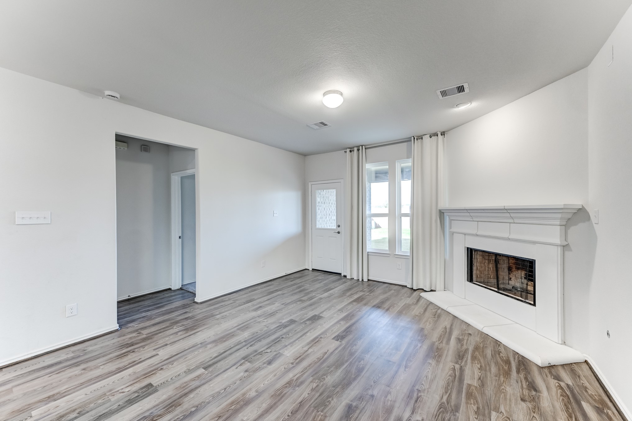 7458 Sunlit Harbor Drive Property Photo 16