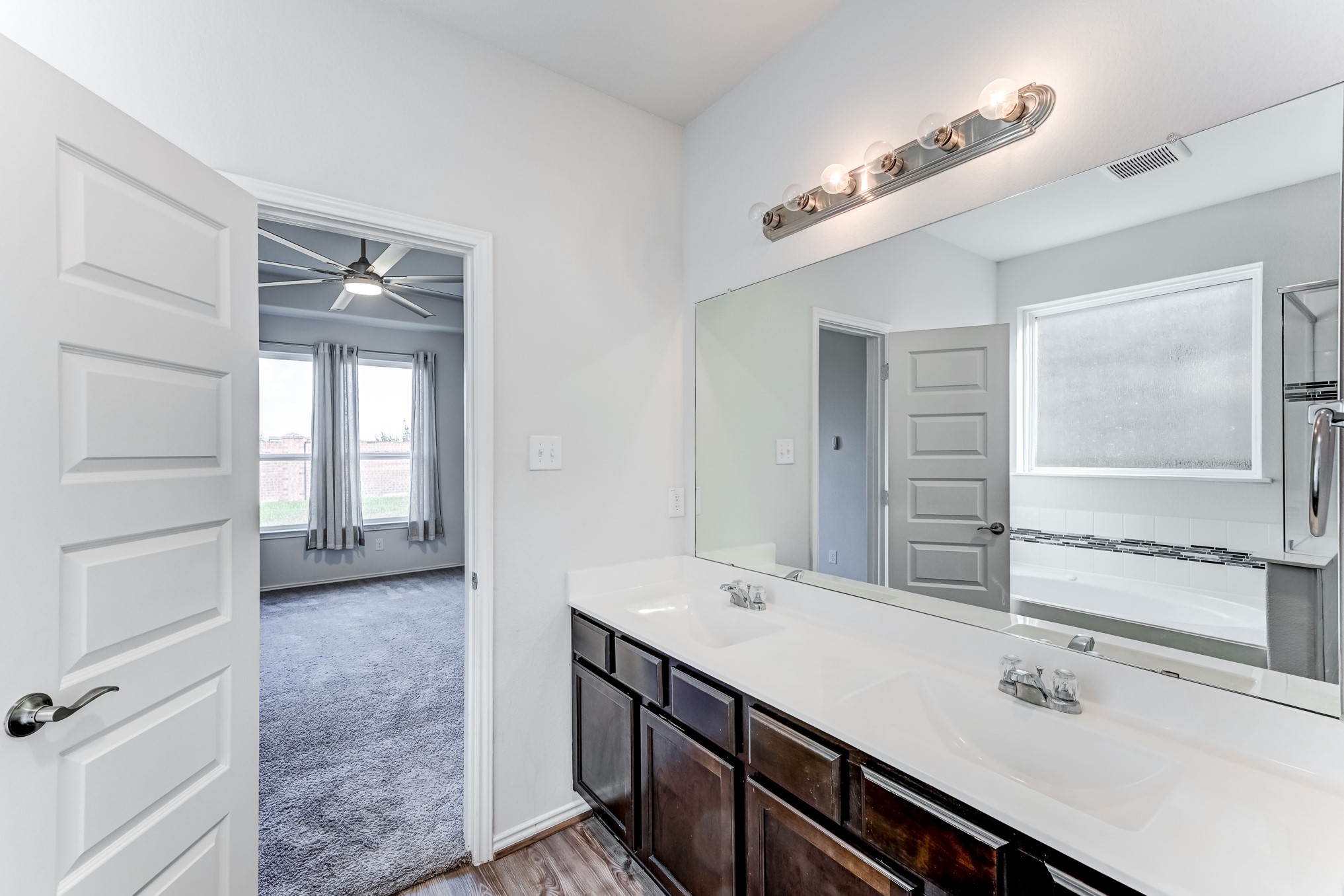 7458 Sunlit Harbor Drive Property Photo 25