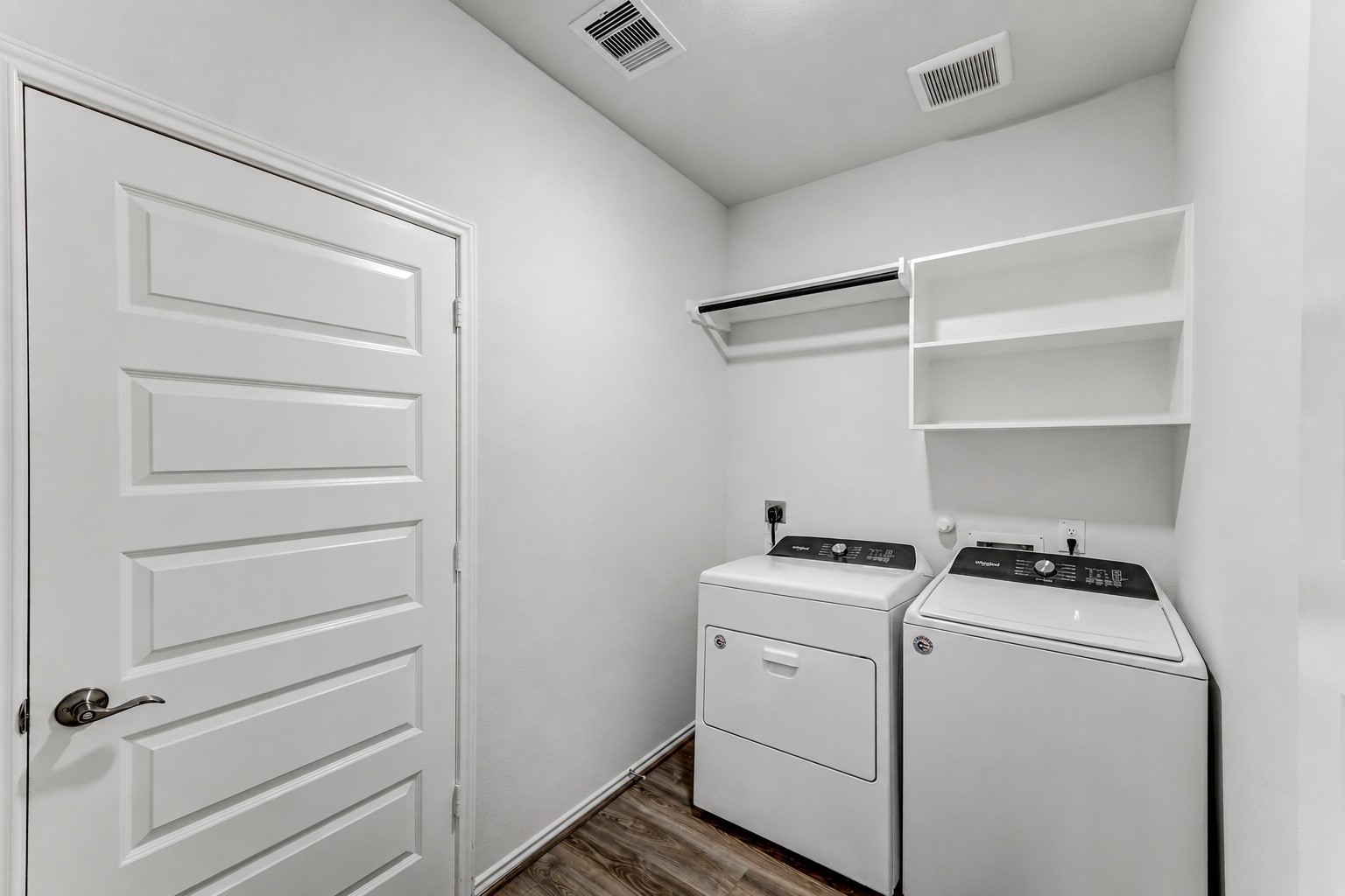 7458 Sunlit Harbor Drive Property Photo 31