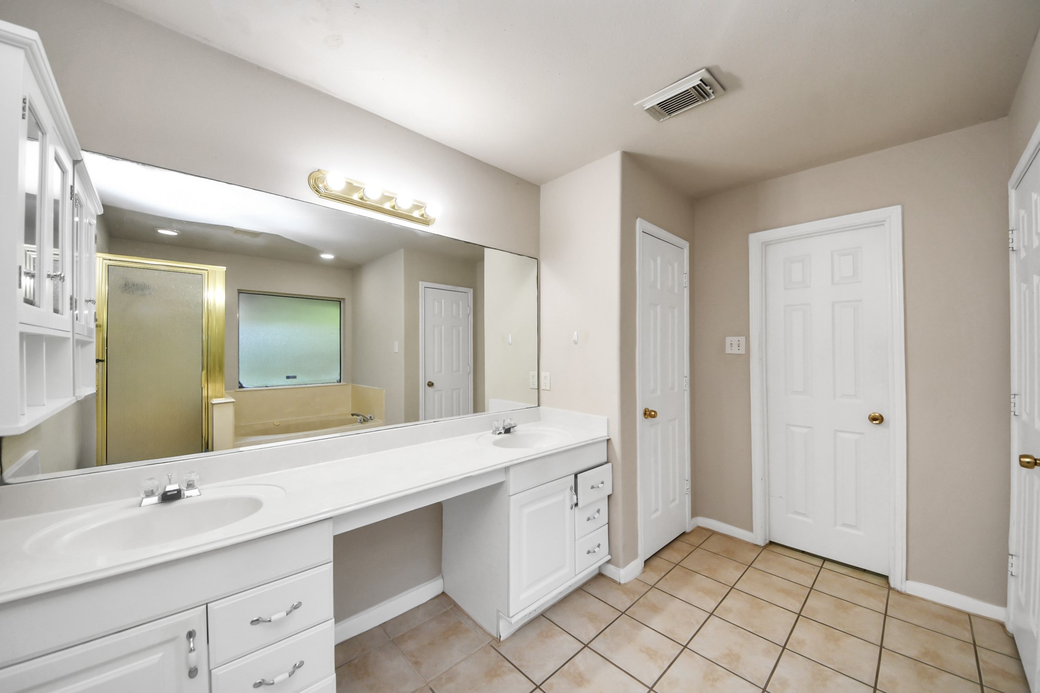 3211 Carmel Valley Drive Property Photo 20