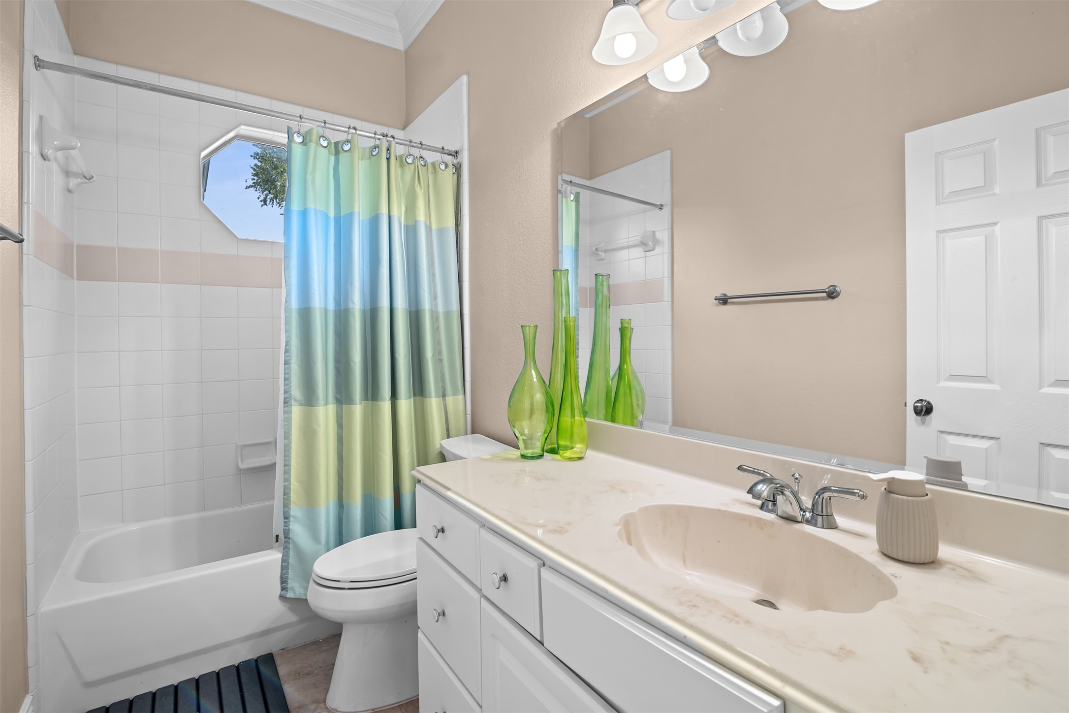 14030 Shoreline Drive Property Photo 24