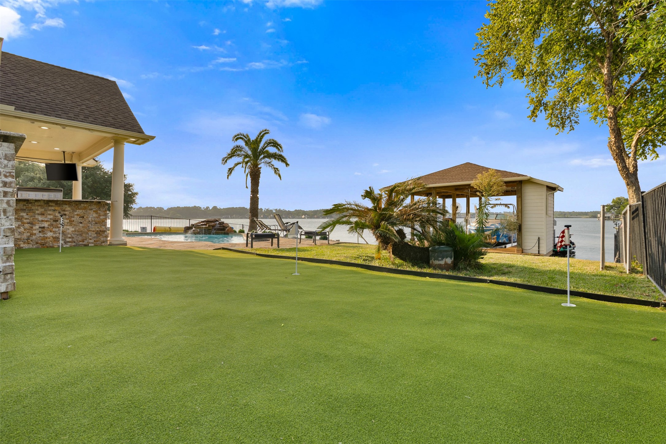 14030 Shoreline Drive Property Photo 34