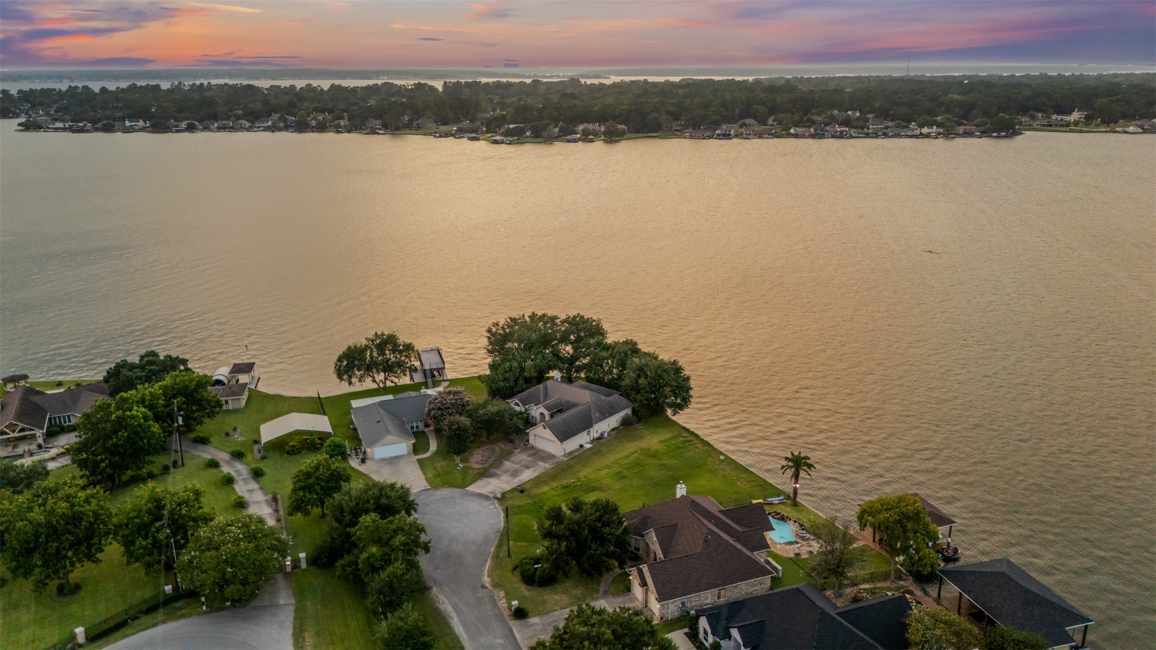 14030 Shoreline Drive Property Photo 40