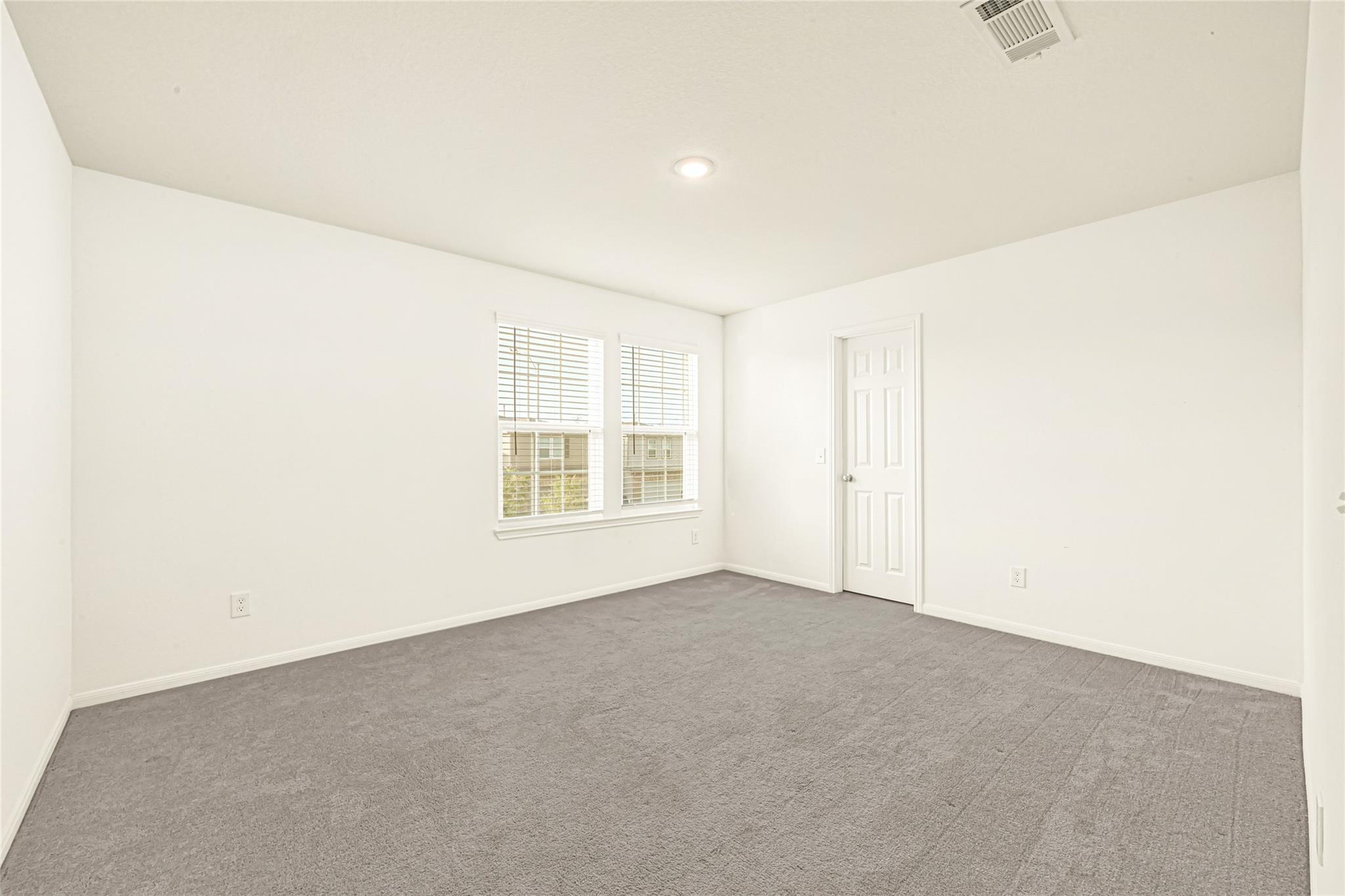 7327 Concorde Field Drive Property Photo 19
