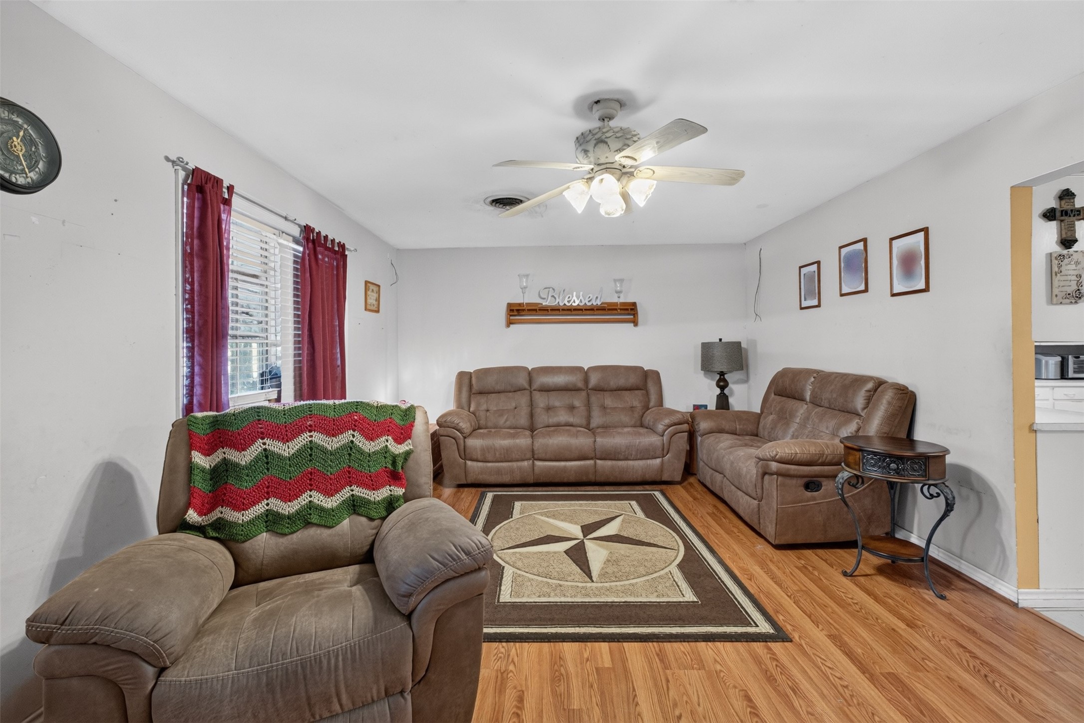 2713 Mazen Road Property Photo 7