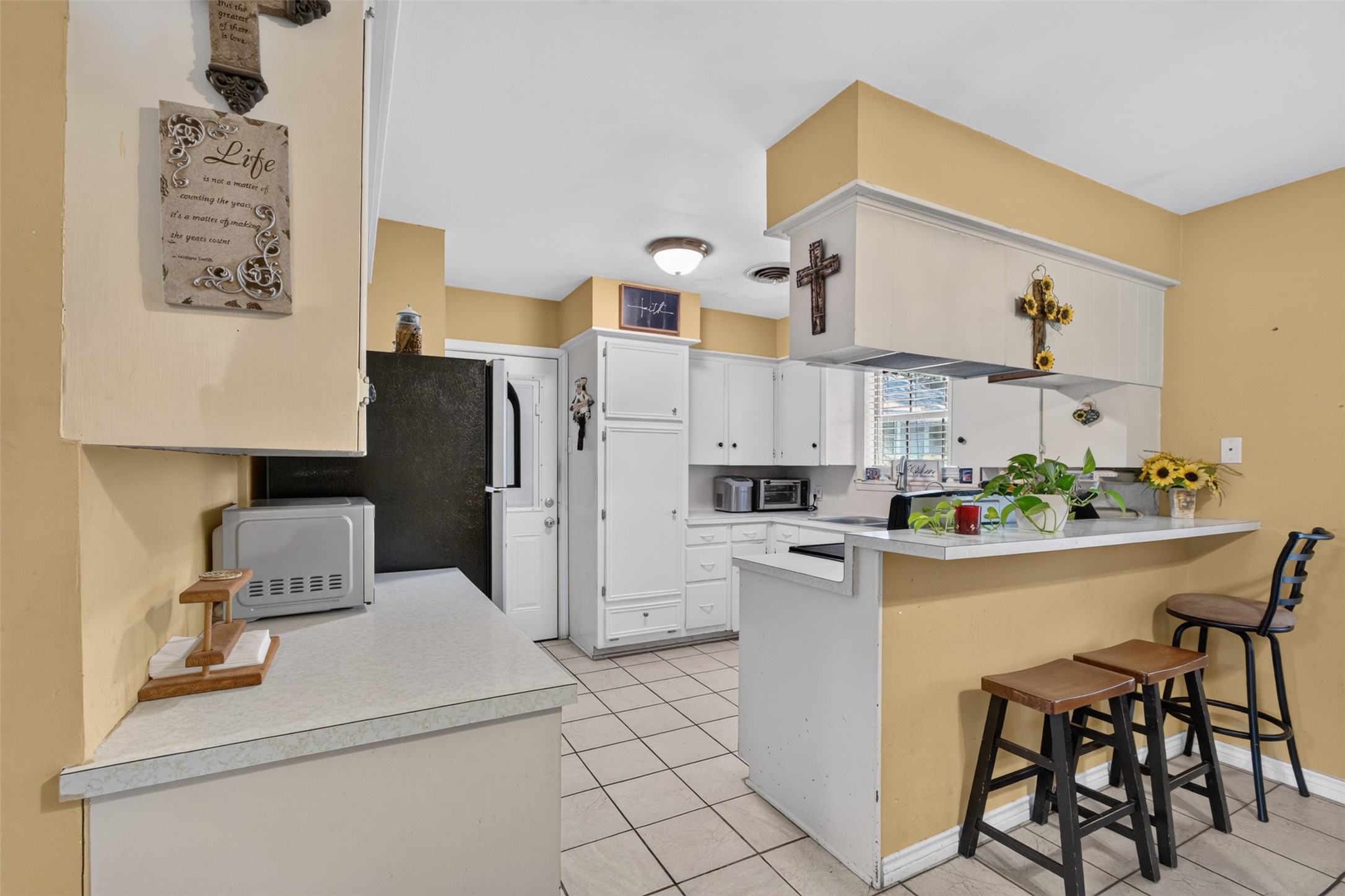 2713 Mazen Road Property Photo 12