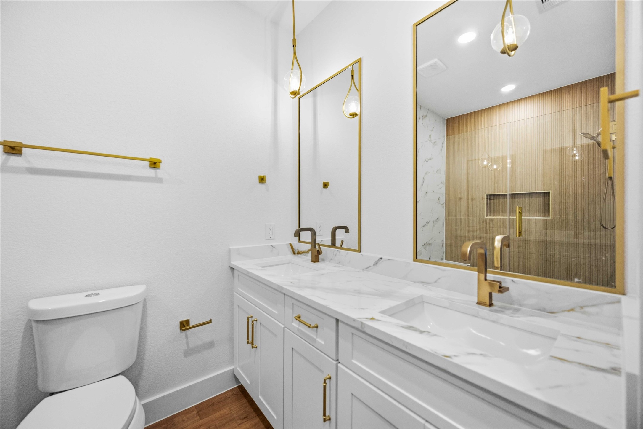 5302 San Juan Street A/b Property Photo 14