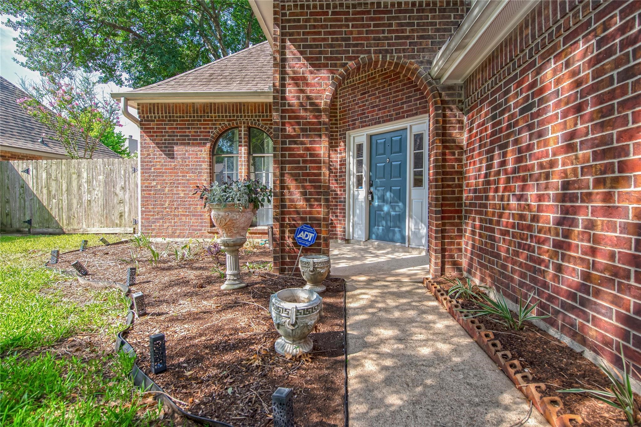 10131 Wayward Wind Lane Property Photo 2