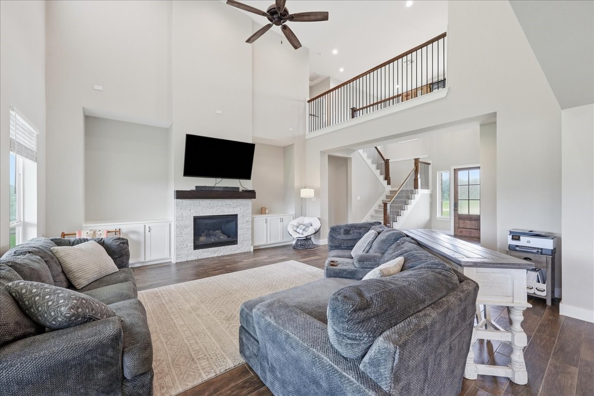 6842 Cherry Bayou Drive Property Photo 10