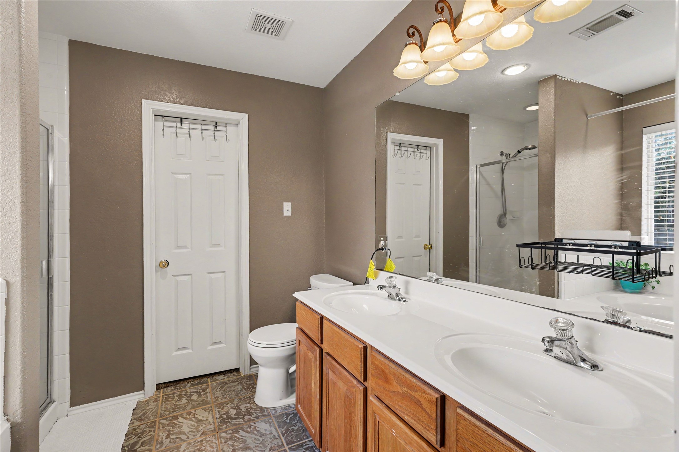 12418 Lovie Lane Property Photo 16