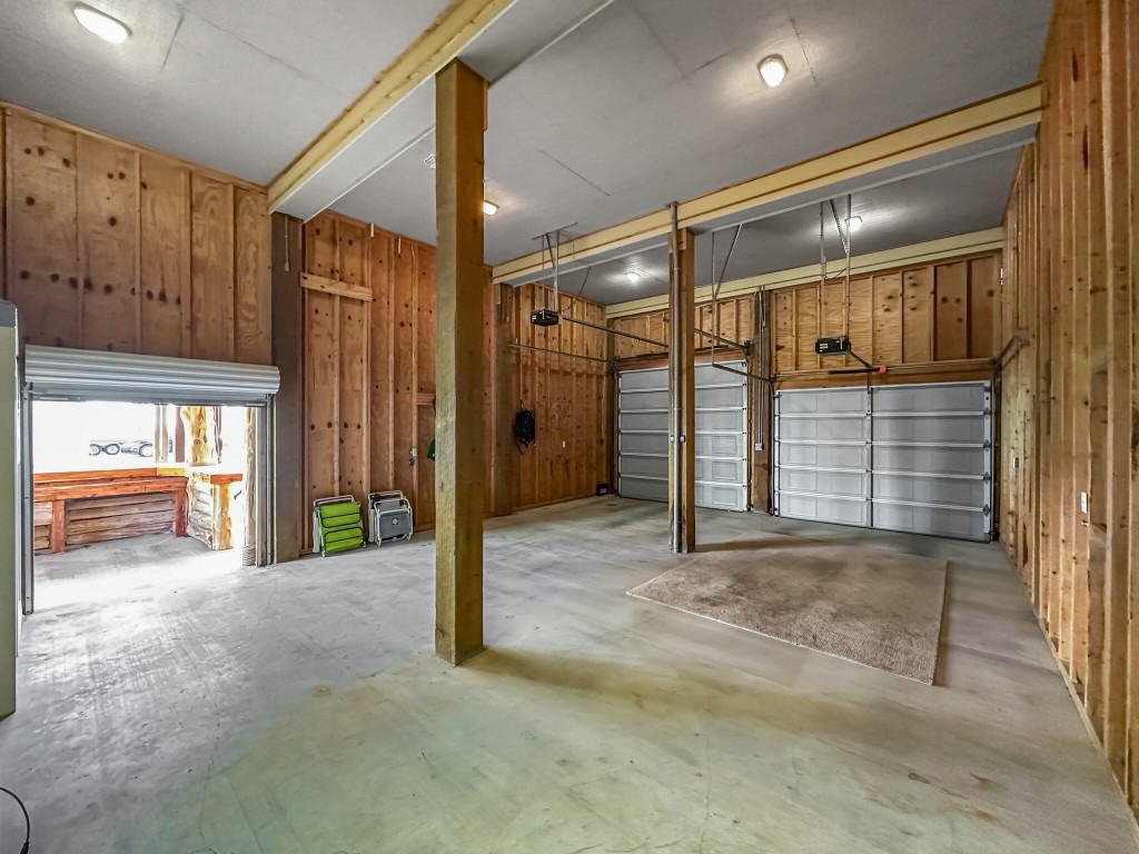 944 Raymond Property Photo 46