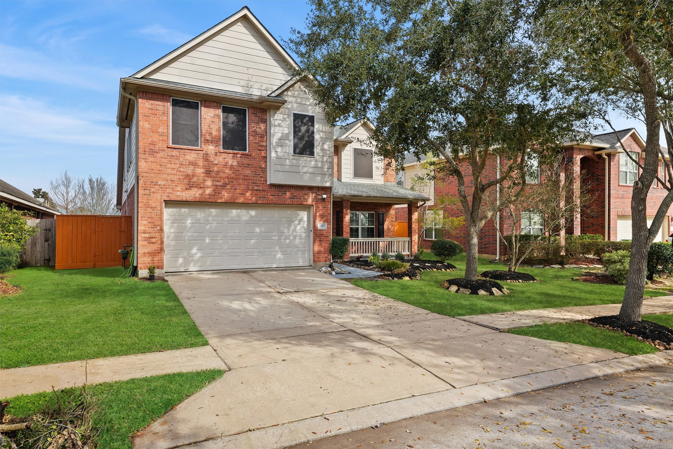 7507 Trail Hollow Property Photo 4