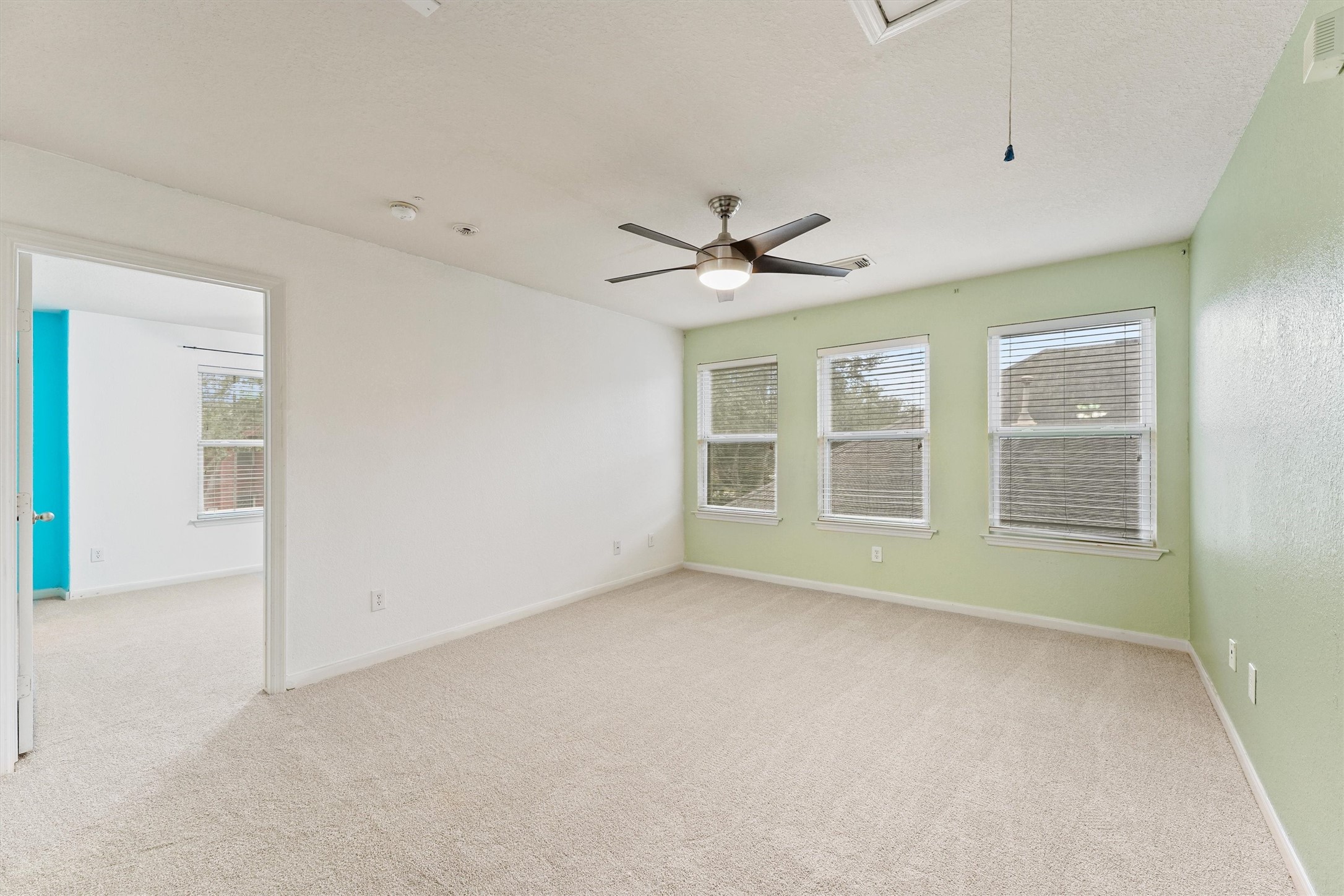 7507 Trail Hollow Property Photo 17