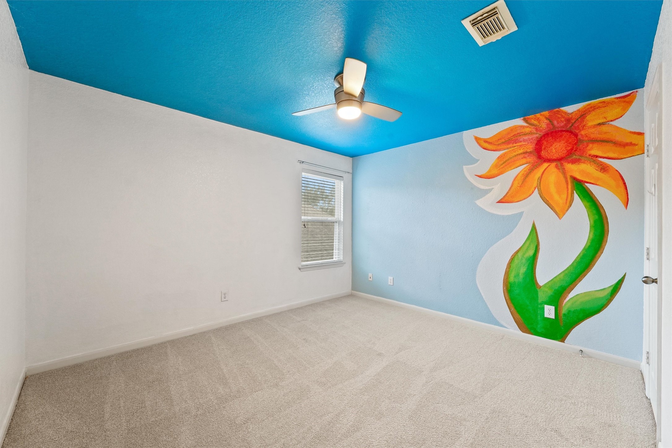 7507 Trail Hollow Property Photo 19