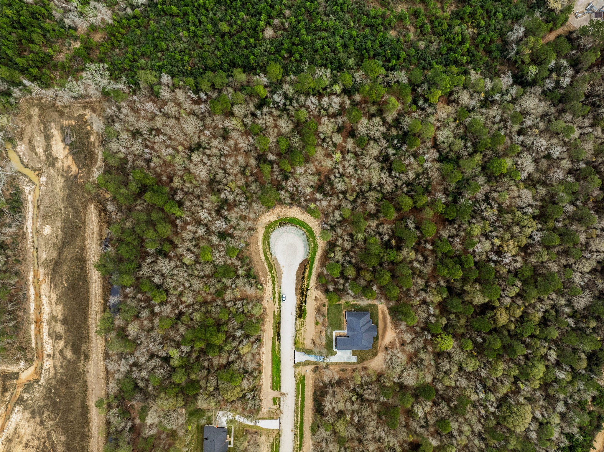 240 Hollow Hill Road Property Photo 9