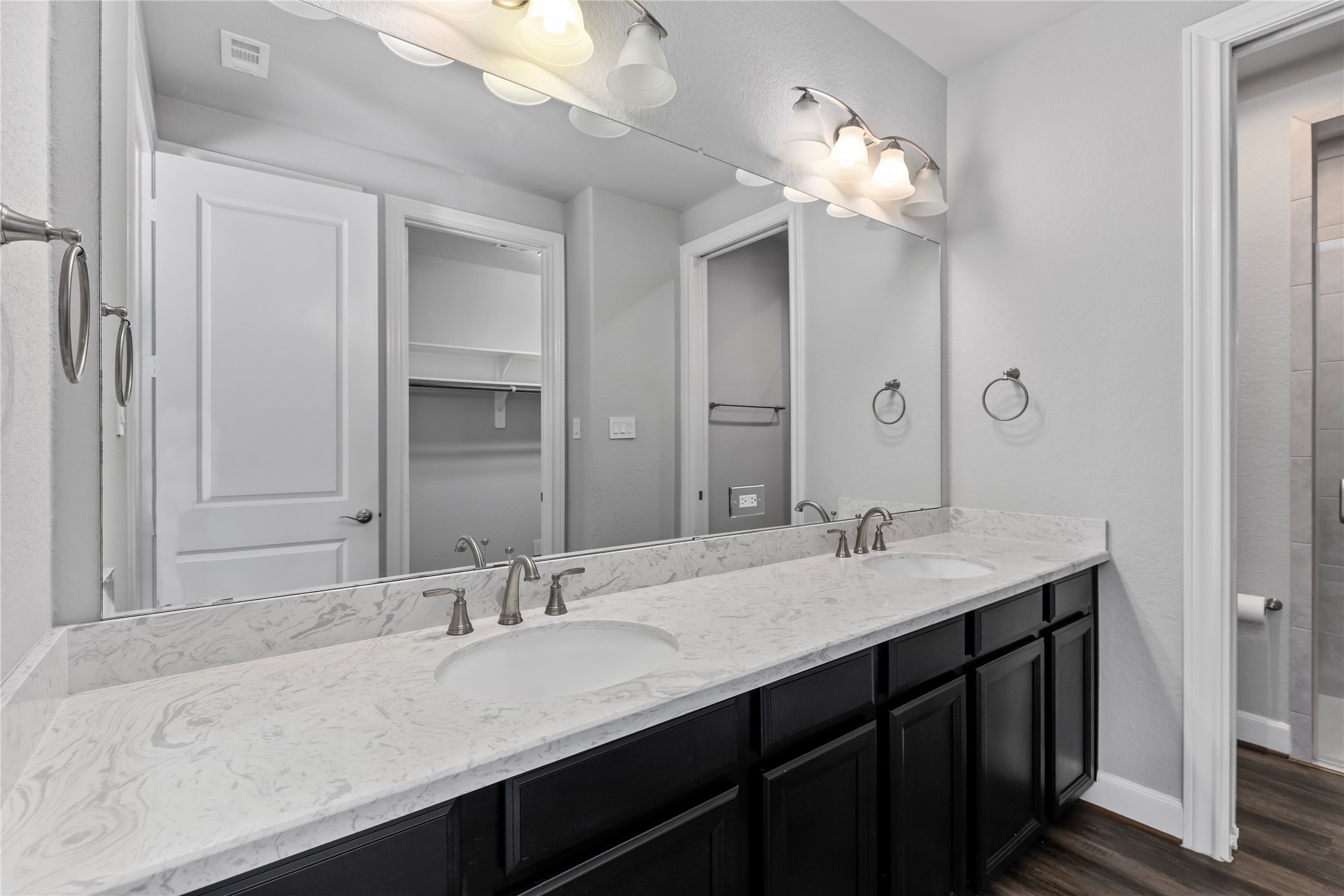 12215 Forest Villas Lane Property Photo 14