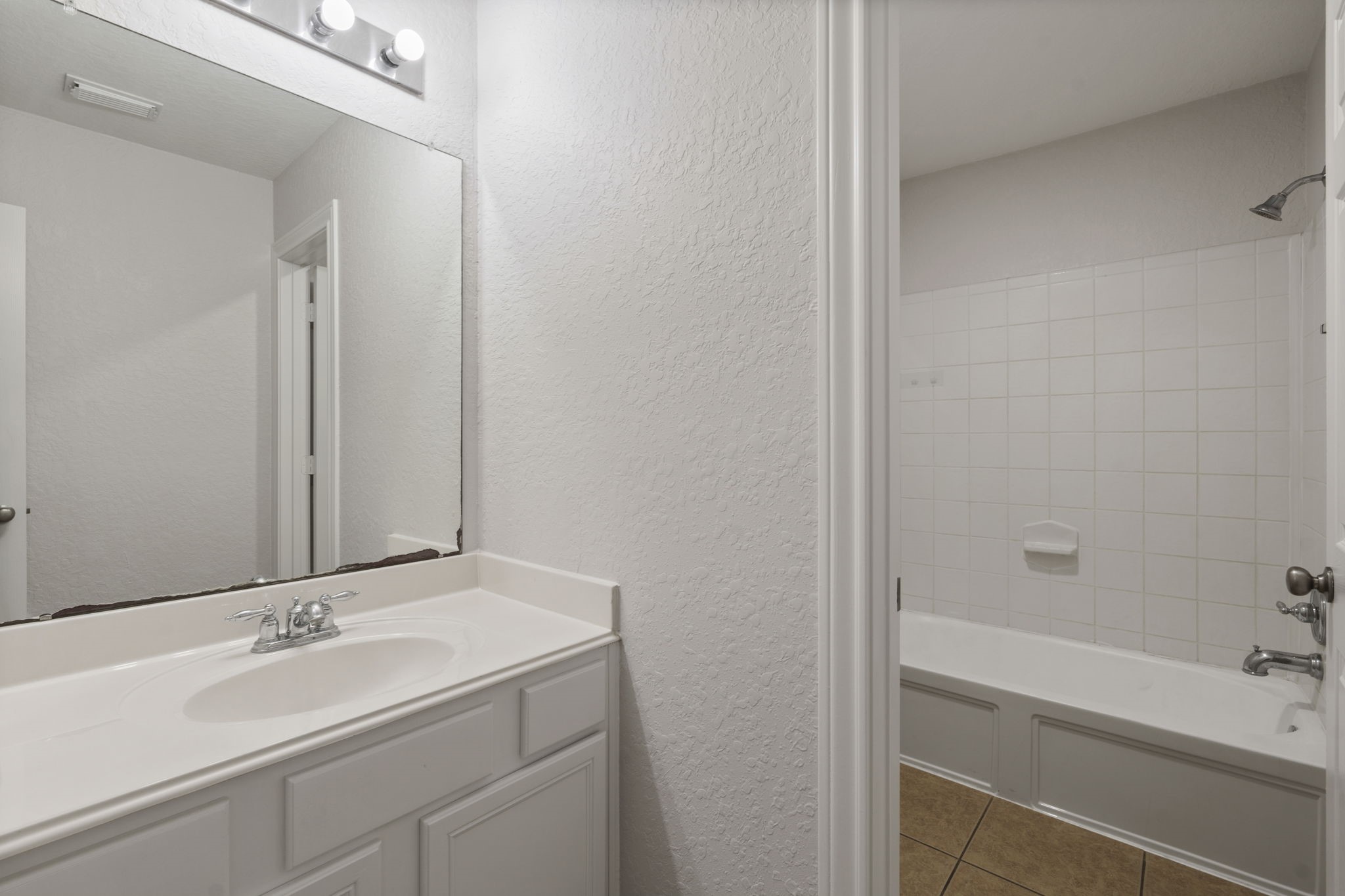 3323 Legends Mist Drive Property Photo 19