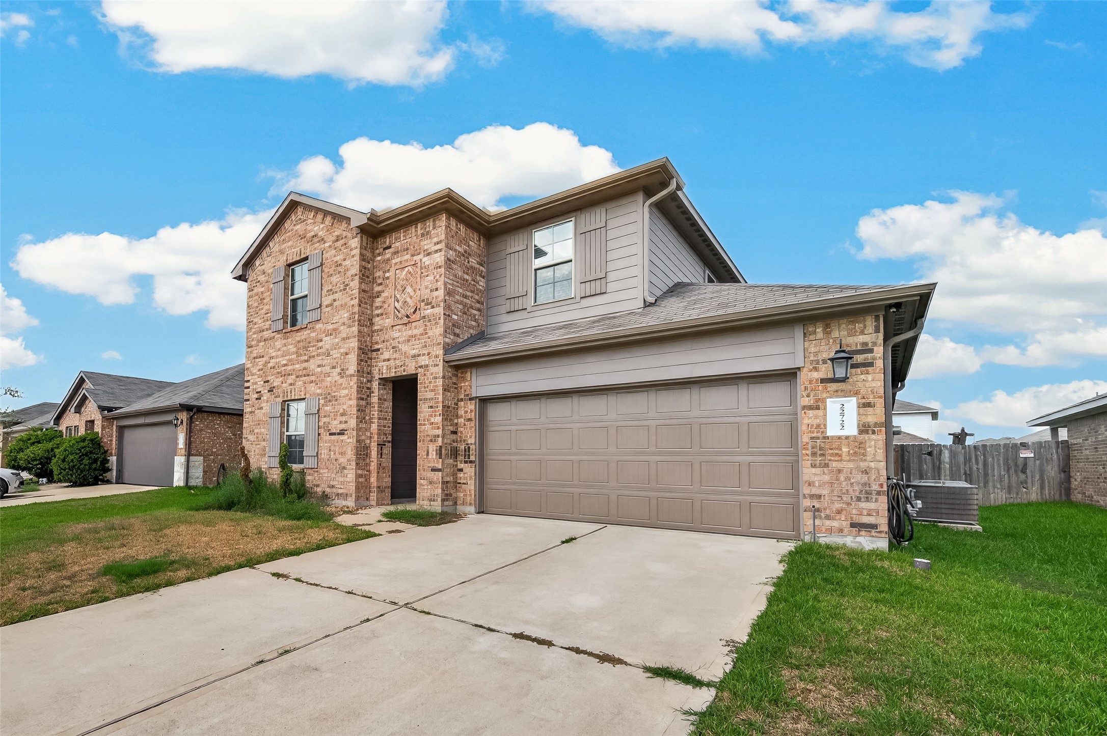 22722 Busalla Trail Property Photo 4