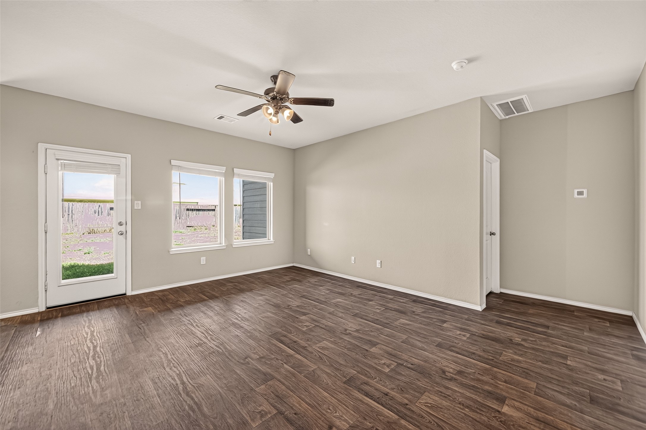 22722 Busalla Trail Property Photo 8