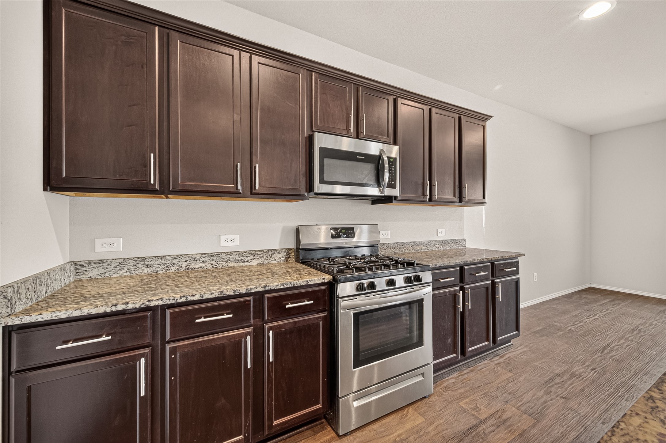 22722 Busalla Trail Property Photo 16