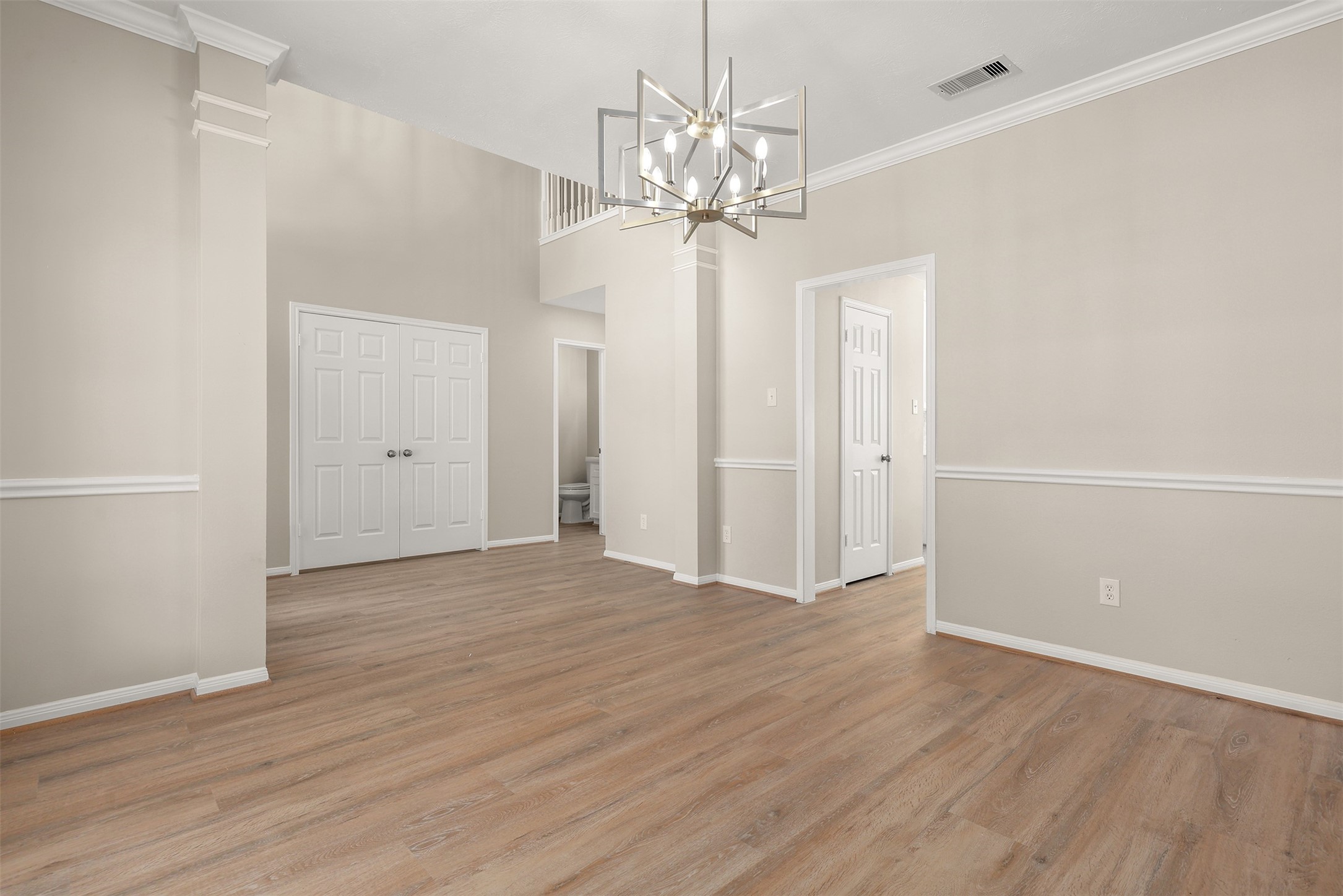 2309 Augusta Drive Property Photo 8
