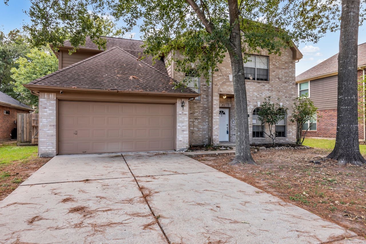 23915 Spring Oak Drive Property Photo 3