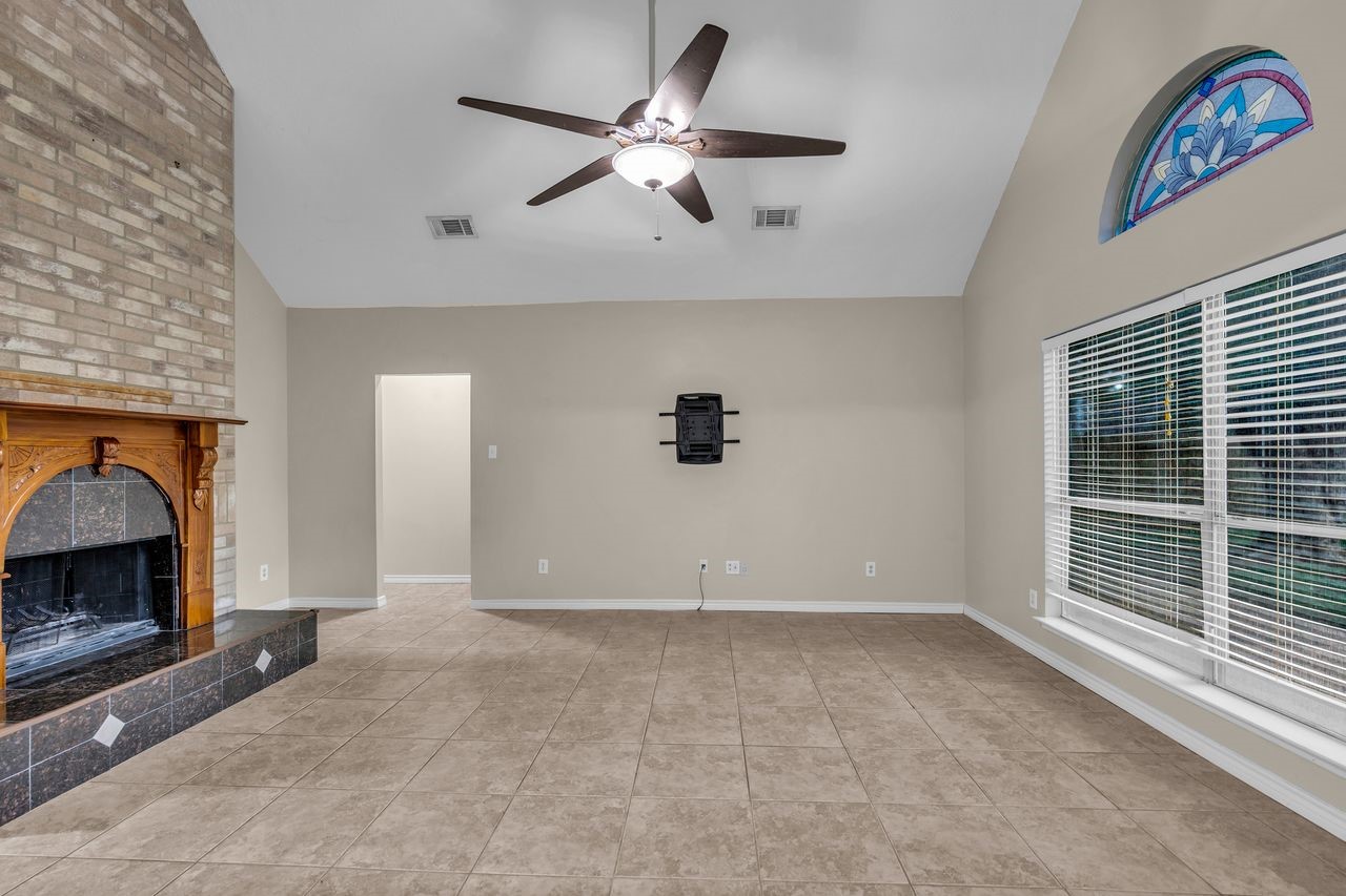 23915 Spring Oak Drive Property Photo 12
