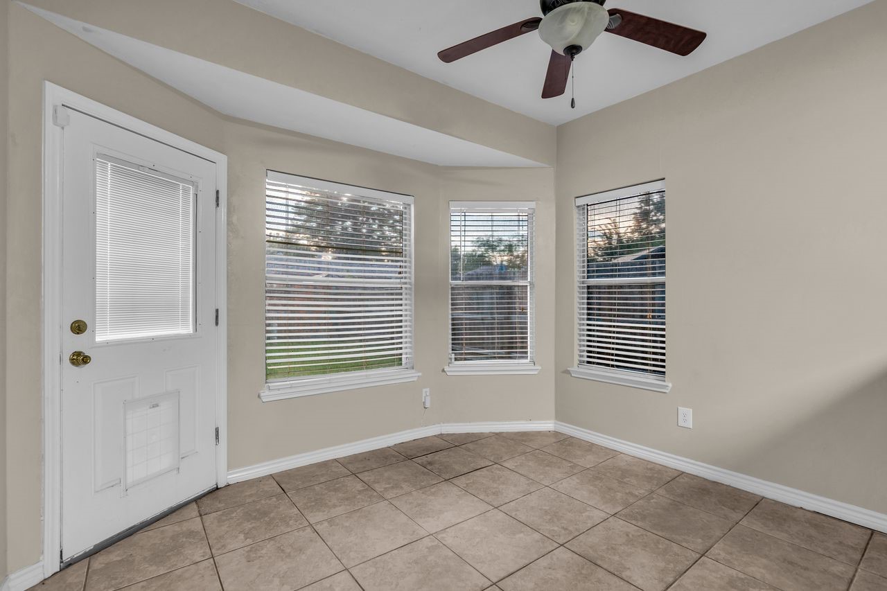 23915 Spring Oak Drive Property Photo 17