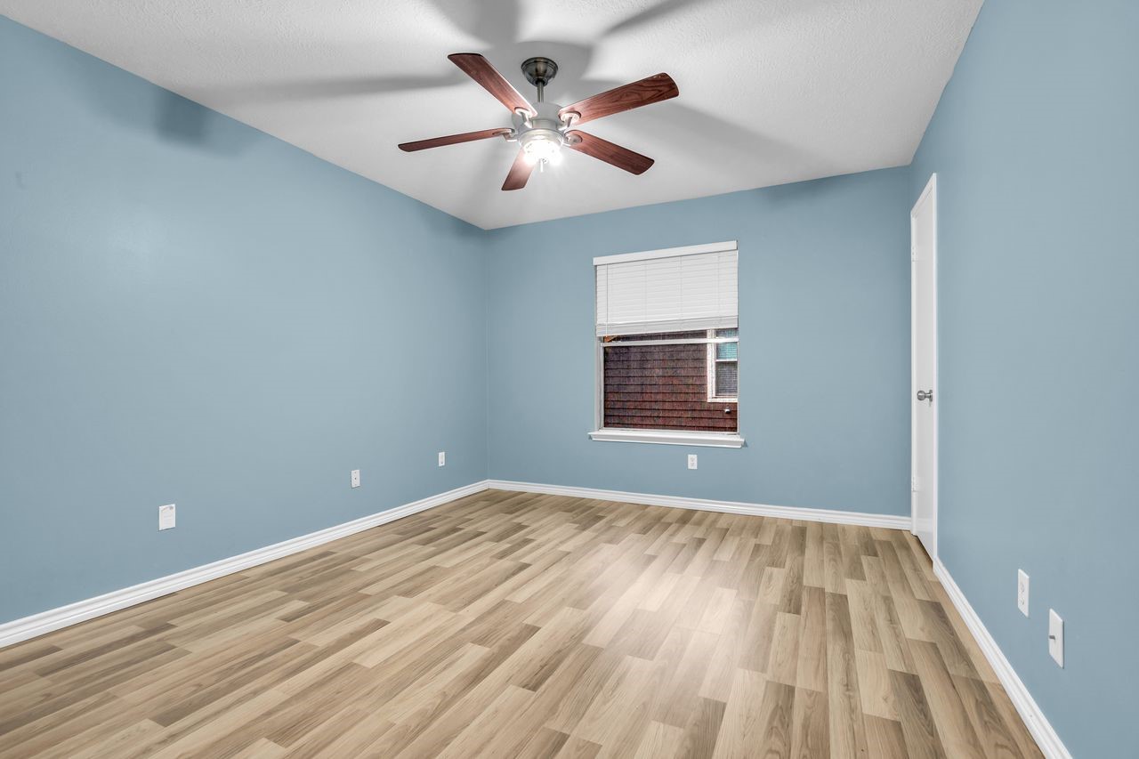 23915 Spring Oak Drive Property Photo 29
