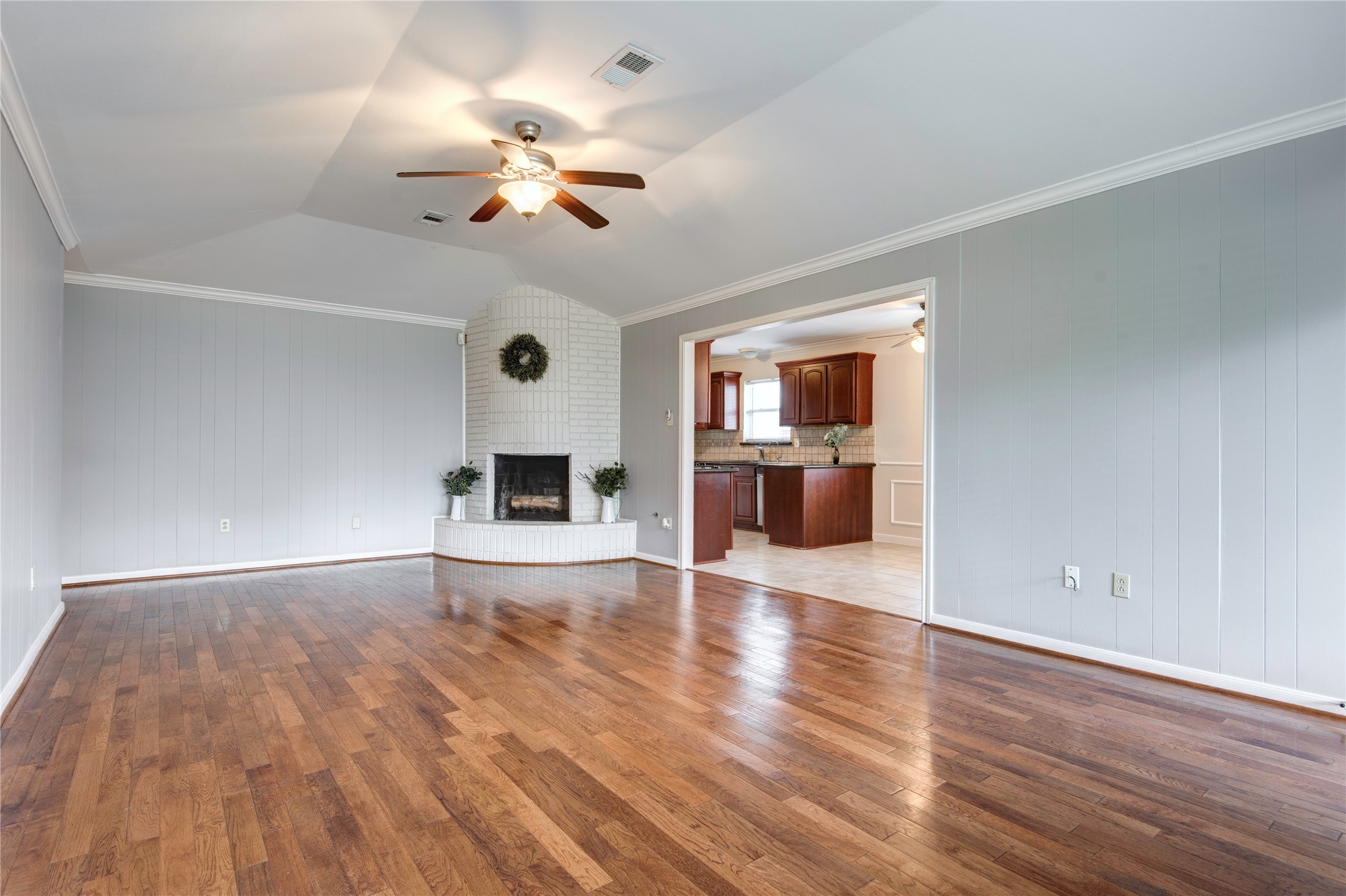 6214 Rutherglenn Drive Property Photo 12