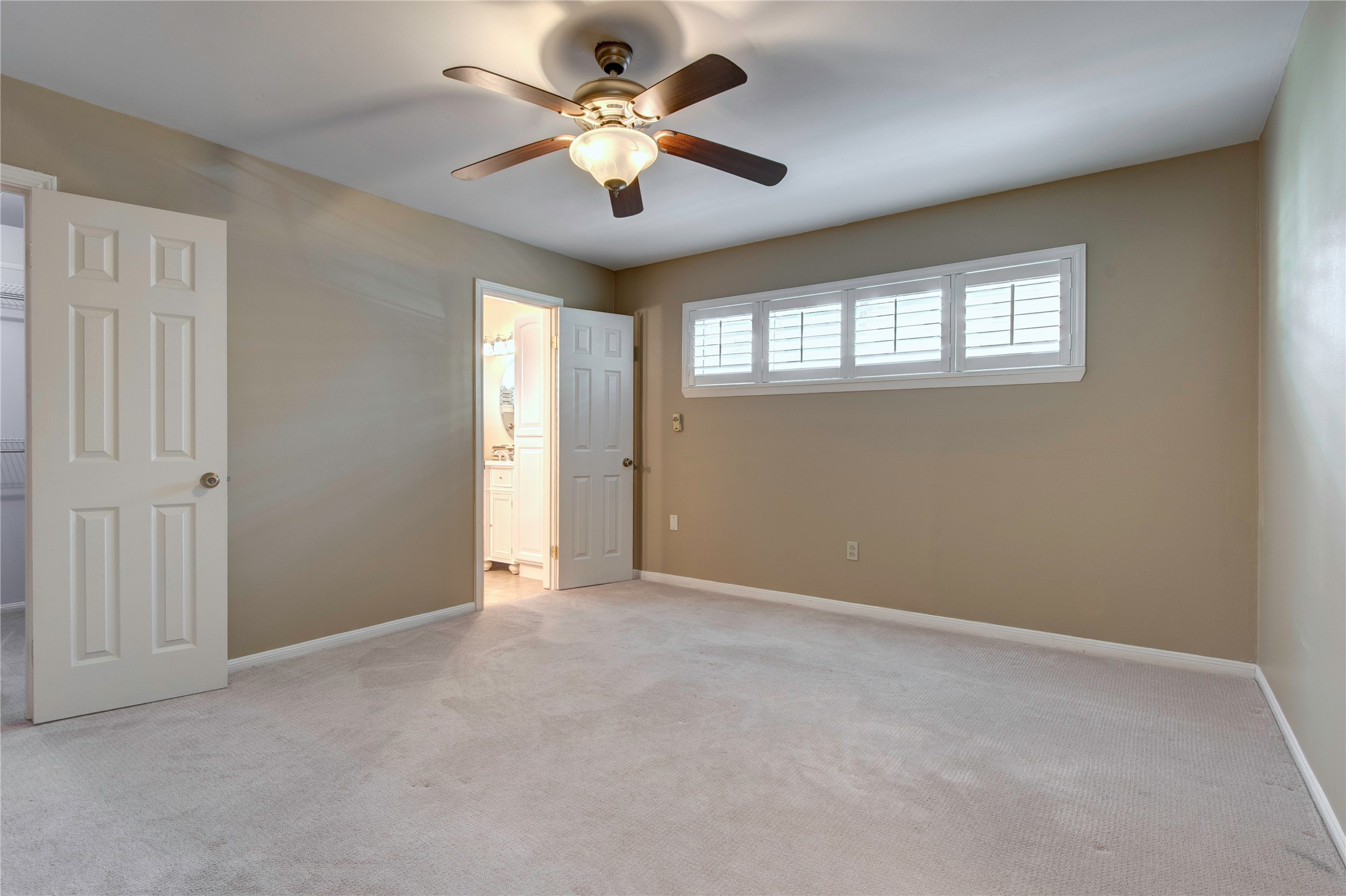 6214 Rutherglenn Drive Property Photo 17
