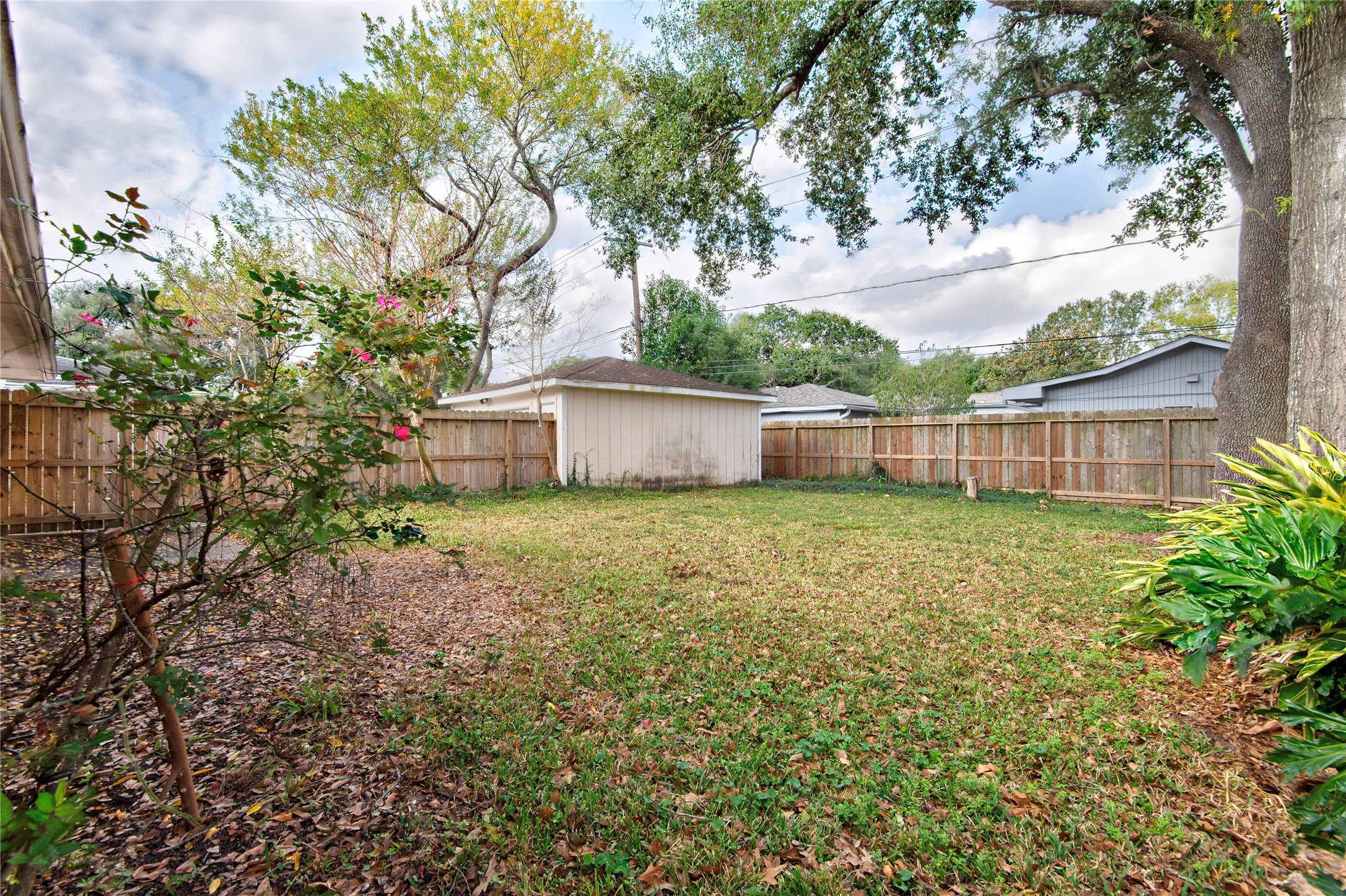 6214 Rutherglenn Drive Property Photo 21