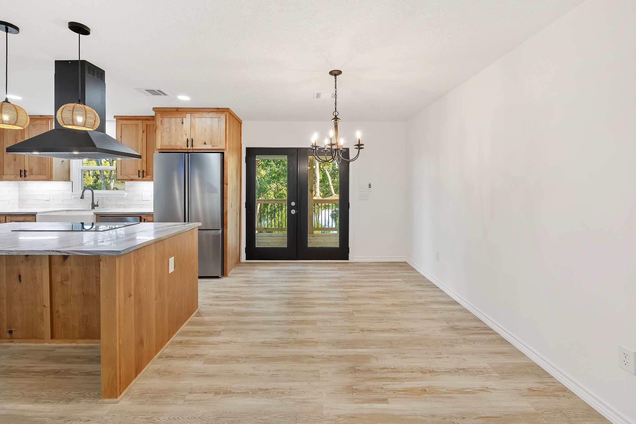 90 Coolcrest Drive Property Photo 24