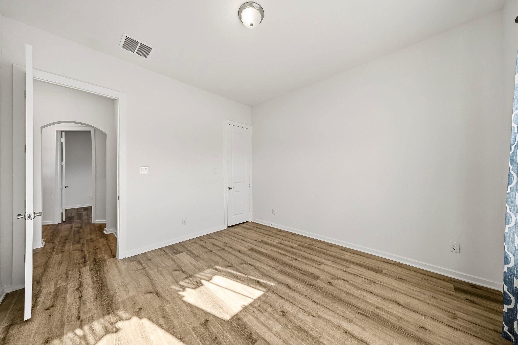 9527 Waxwing Trace Property Photo 32