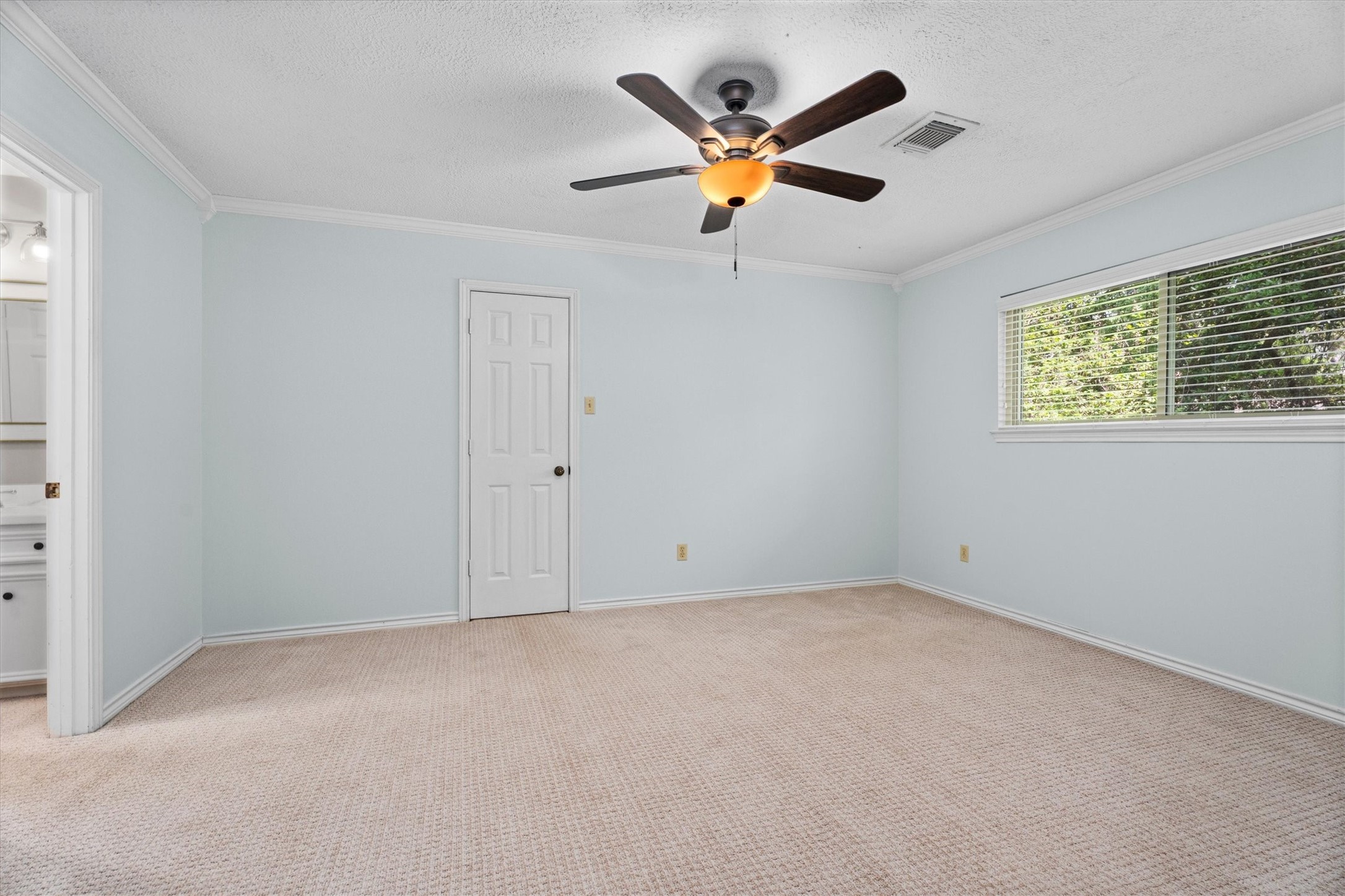 16267 Salmon Lane Property Photo 28