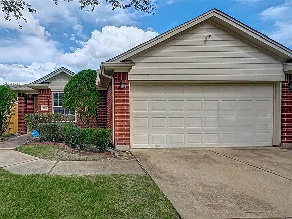 6026 Copinsay Drive Property Photo 2