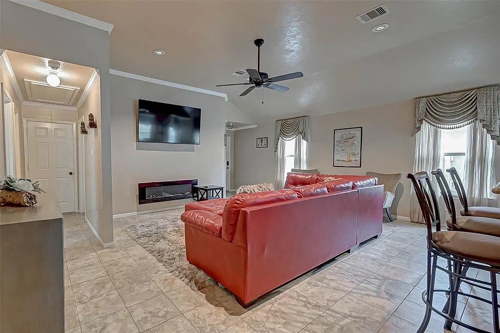 6026 Copinsay Drive Property Photo 4