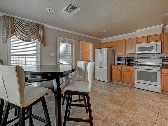 6026 Copinsay Drive Property Photo 8