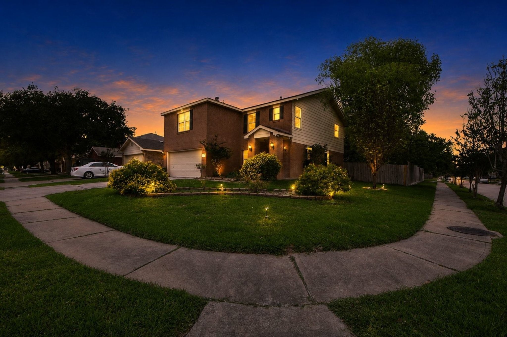17102 Coventry Park Drive Property Photo 2