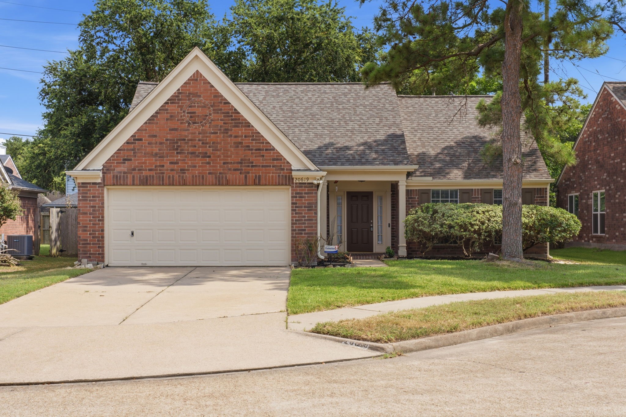 20619 Apache Lake Drive Property Photo 1
