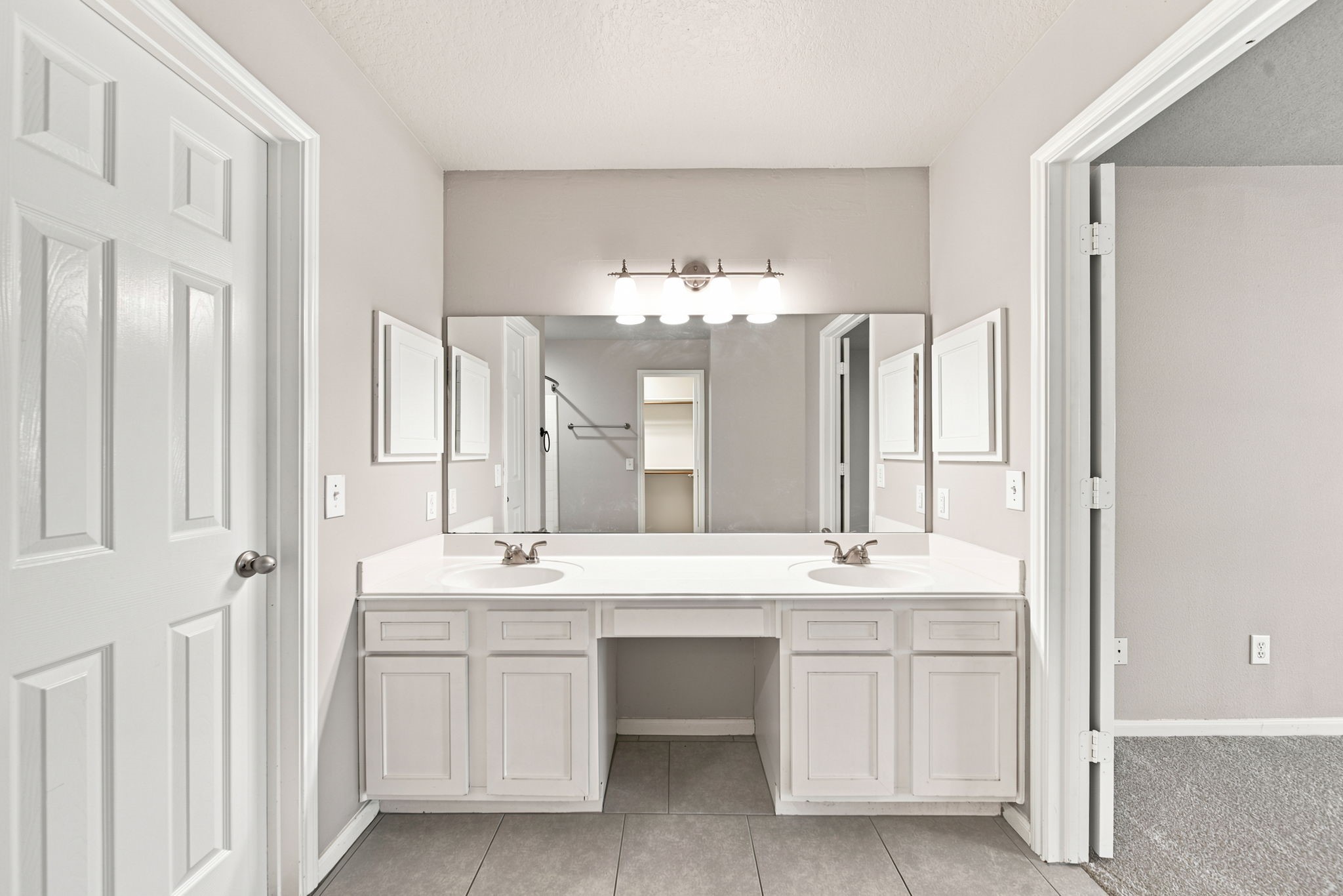 20619 Apache Lake Drive Property Photo 9