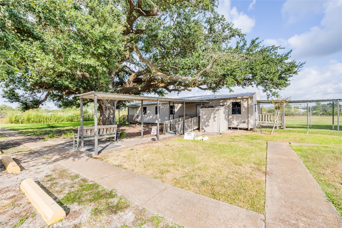 4227 Old Chocolate Bayou Road Property Photo 3