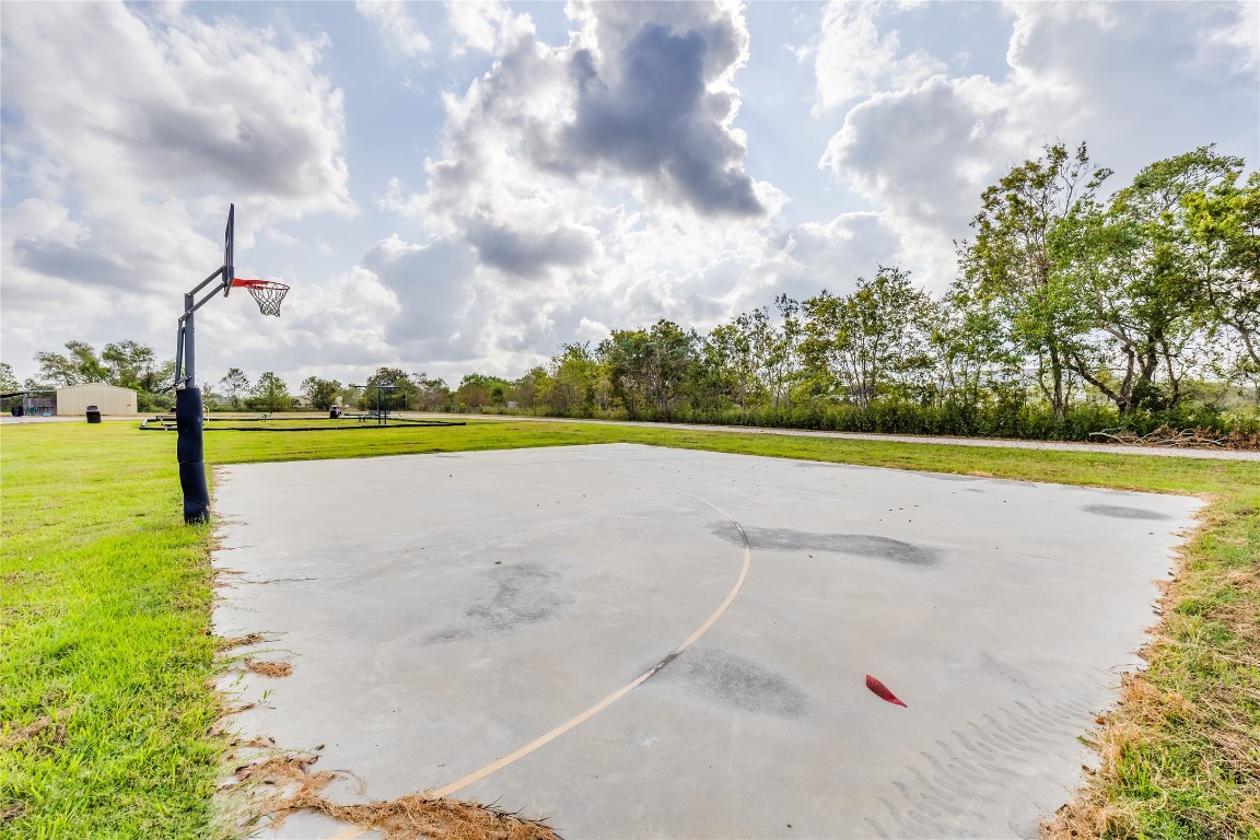 4227 Old Chocolate Bayou Road Property Photo 6